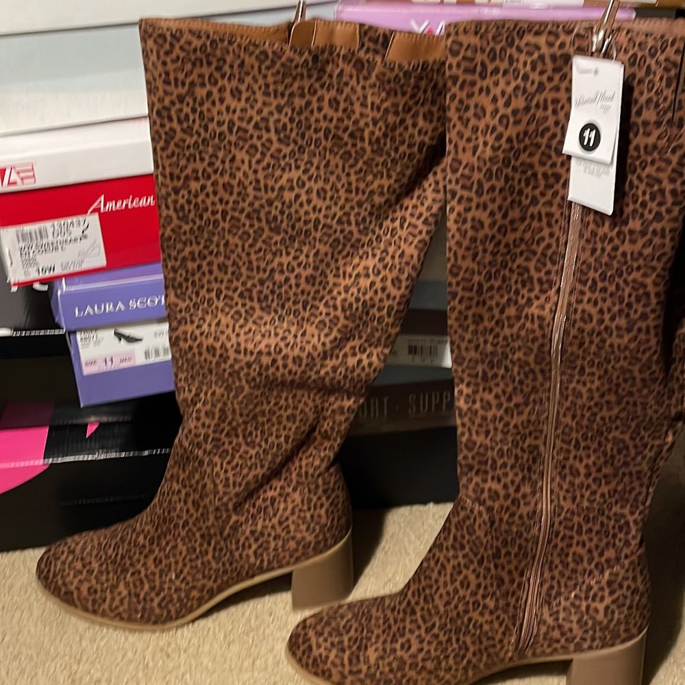Universal Thread Marlee knee high leopard print boot size 11